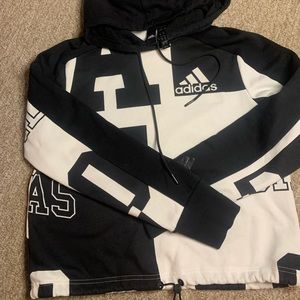 Adidas crop hoddie sweatshirt, very gently used. Like new condition